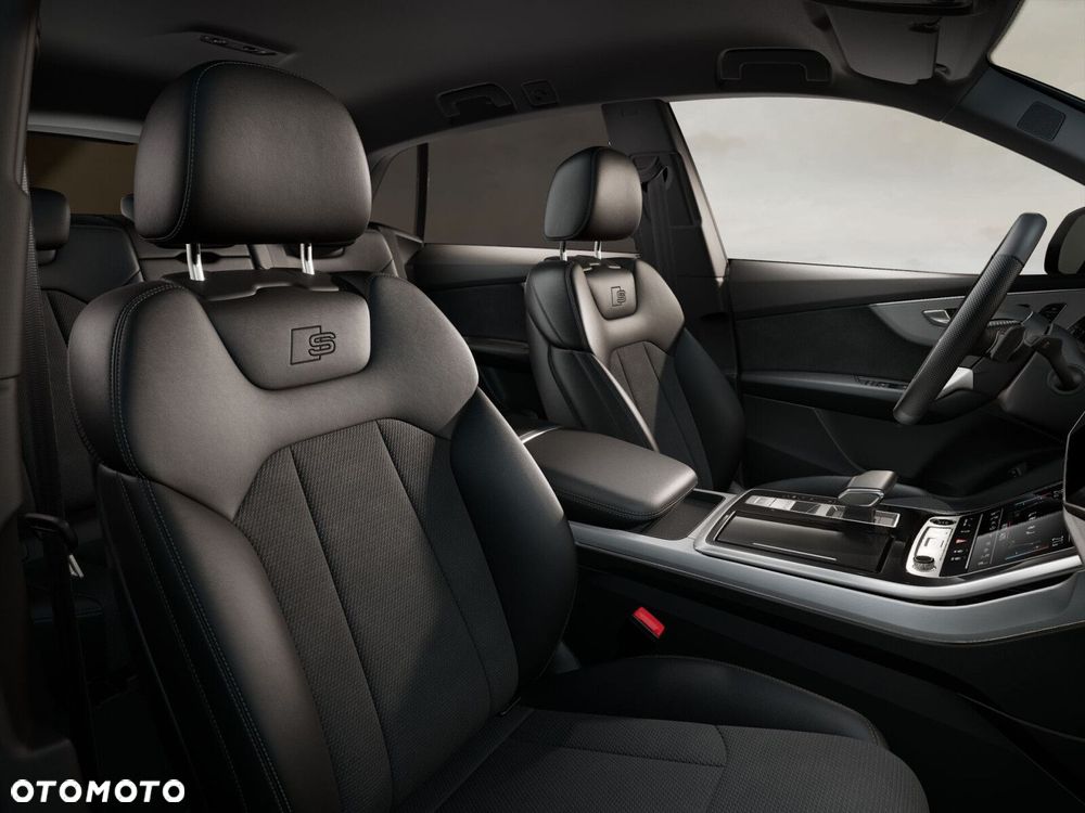 Audi Q8 - 7