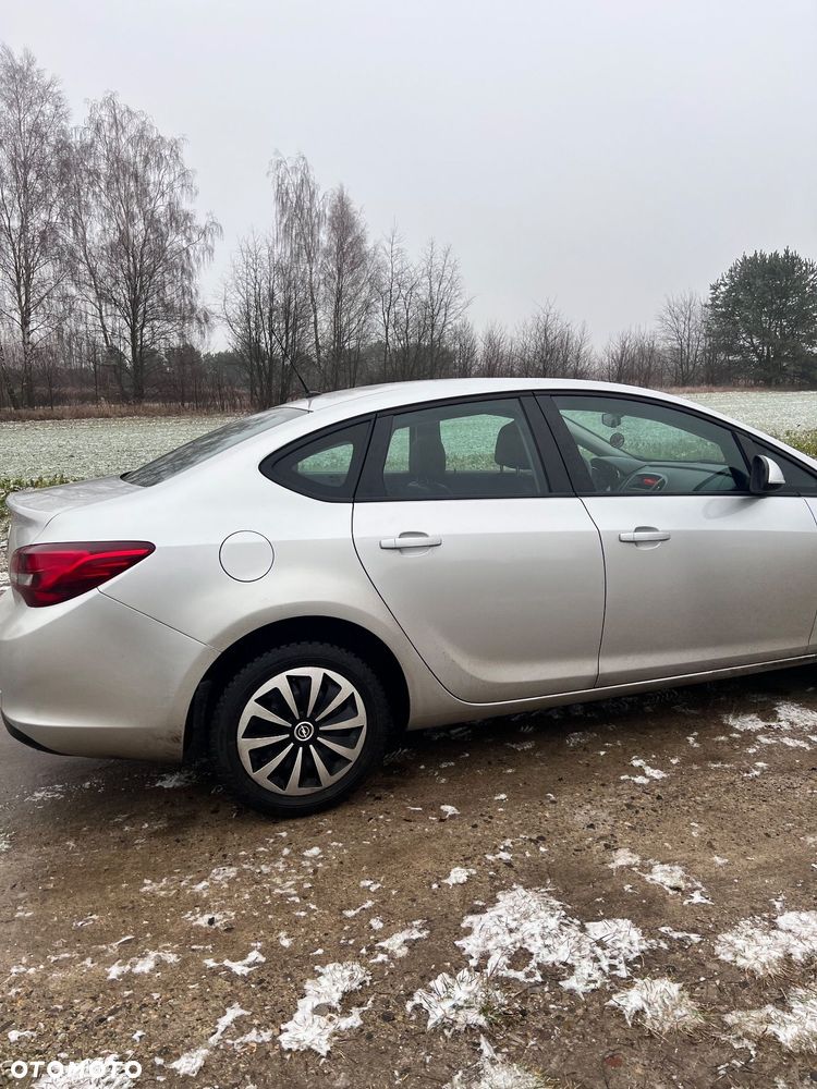Opel Astra 1.6 Active - 4