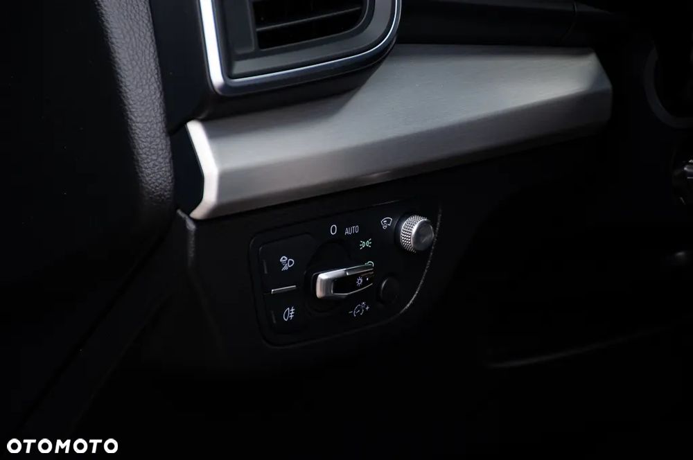 Audi Q5 2.0 TDI quattro S tronic sport - 36