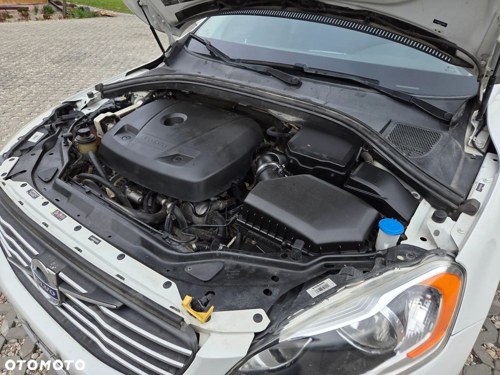 Volvo XC 60 T5 Drive-E Momentum - 23