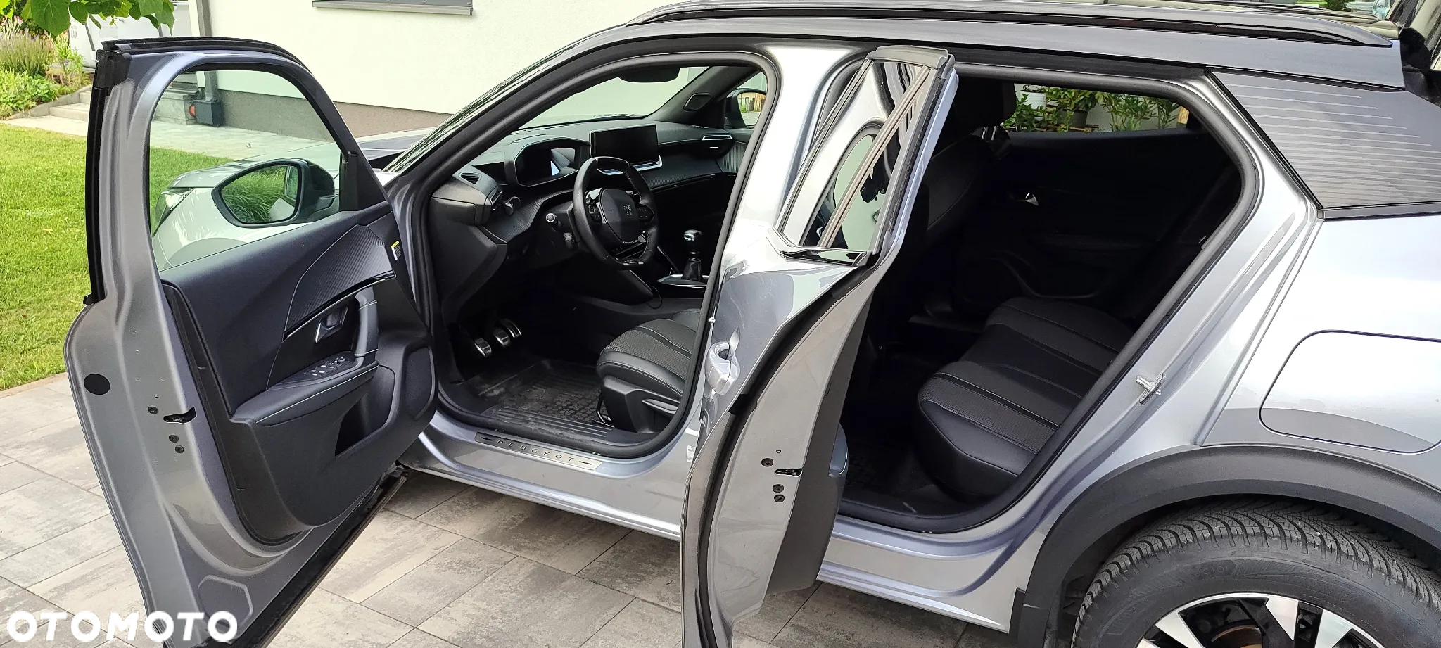 Peugeot 2008 1.5 BlueHDi GT S&S - 13