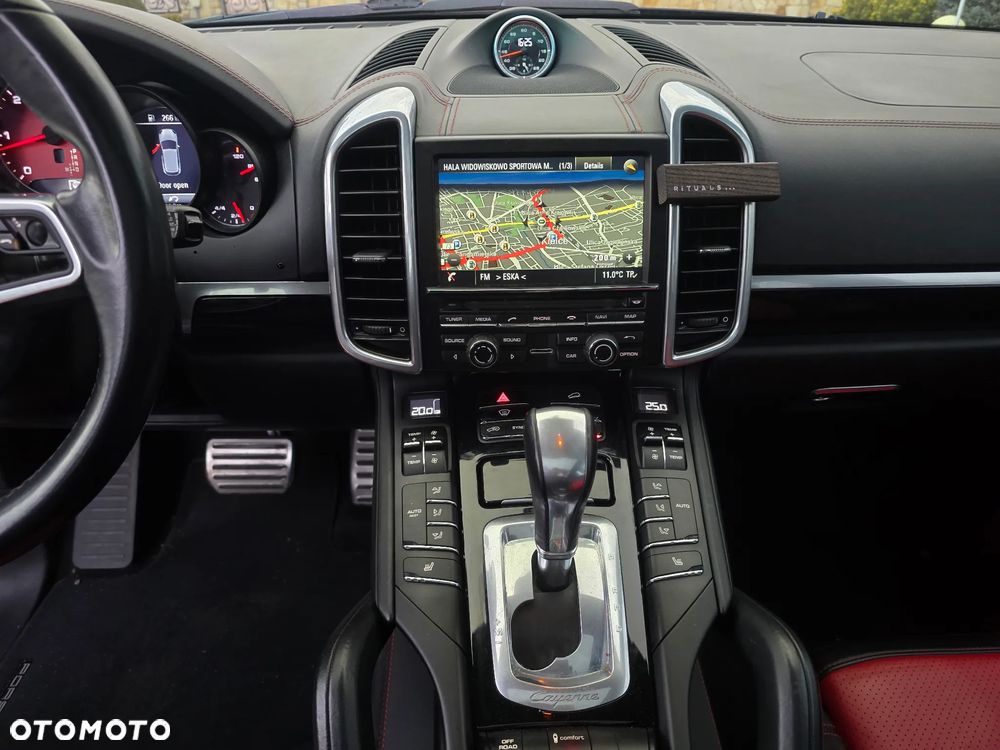 Porsche Cayenne S Diesel Platinum Edition - 30