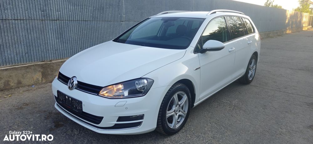 Volkswagen Golf 1.6 TDI BlueMotion Technology Lounge - 9