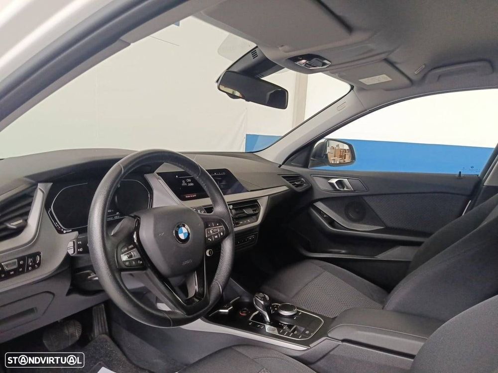 BMW 116 d Auto - 8