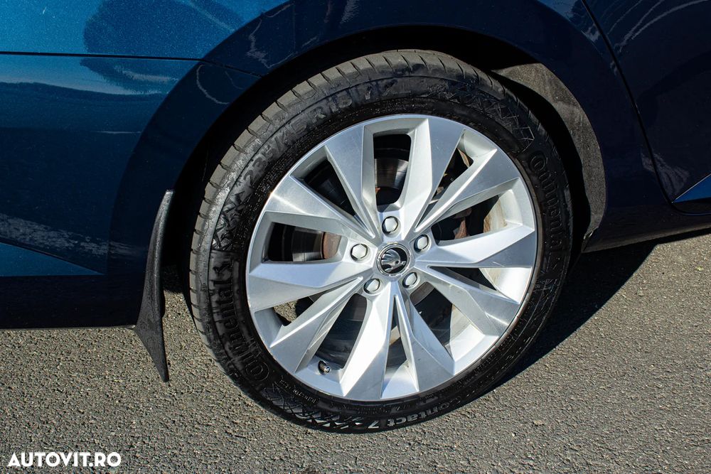 Skoda Superb 2.0 TDI 4X4 DSG Style - 10