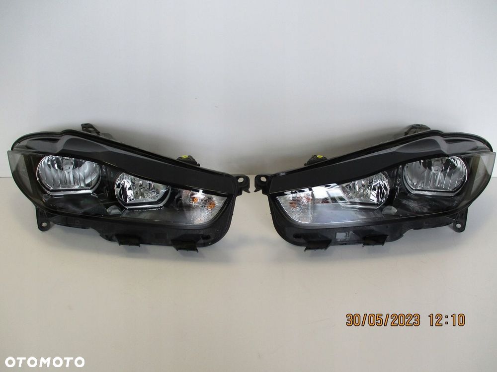 Lampa JAGUAR XE GX73-13W029-HF GX73-13W030-HF - 1