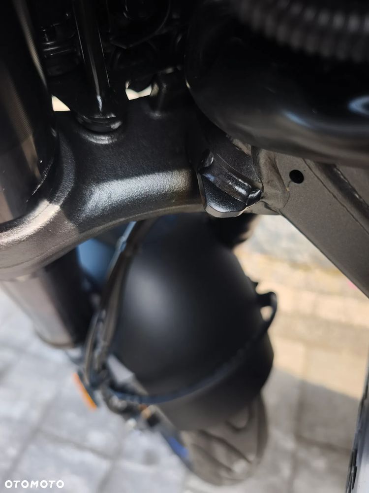 Honda CB - 32