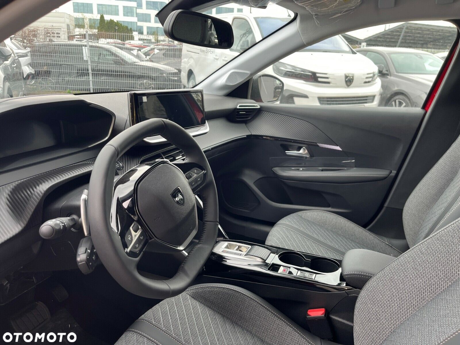 Peugeot 208 - 9