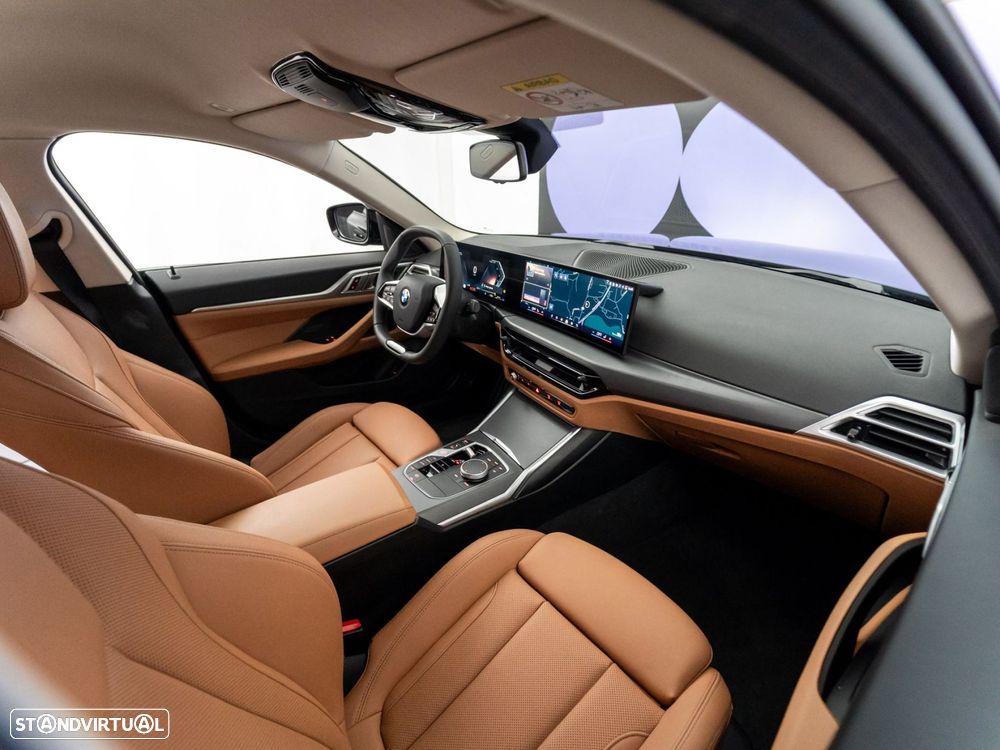 BMW 420 Gran Coupé i Pack Desportivo M Auto - 35