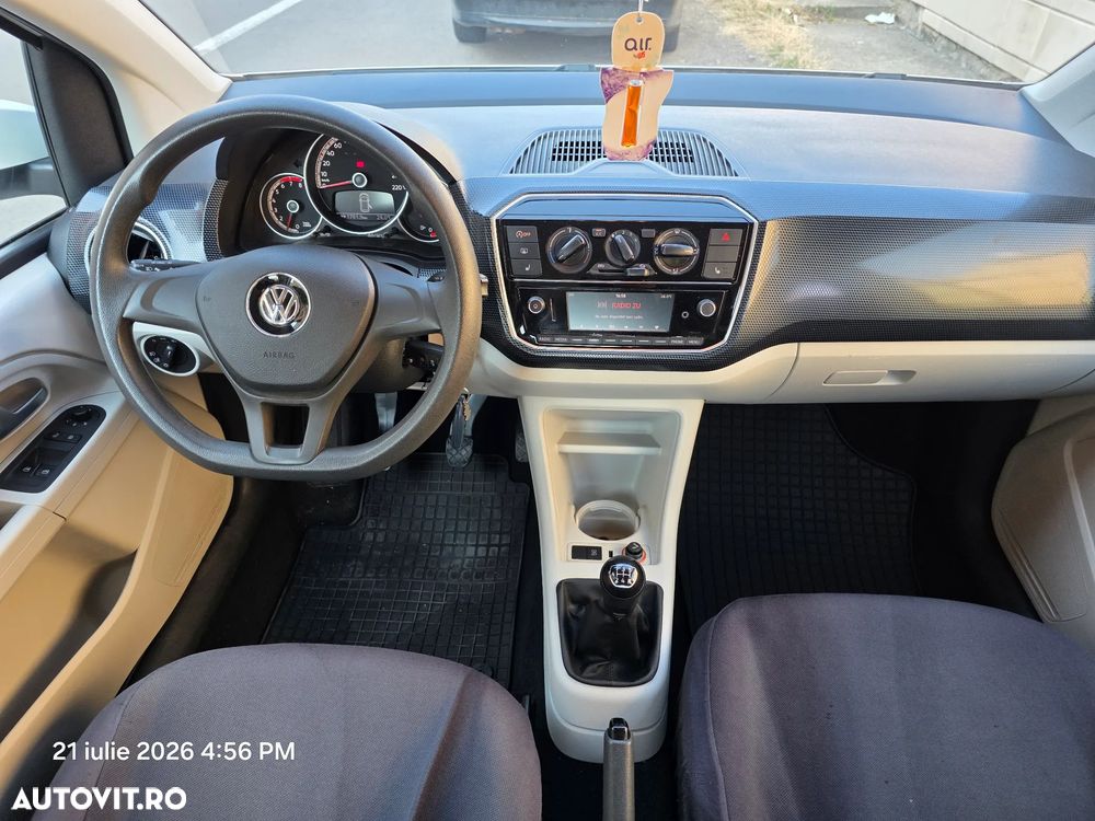 Volkswagen up! - 19