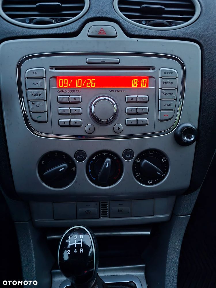 Ford Focus - 16