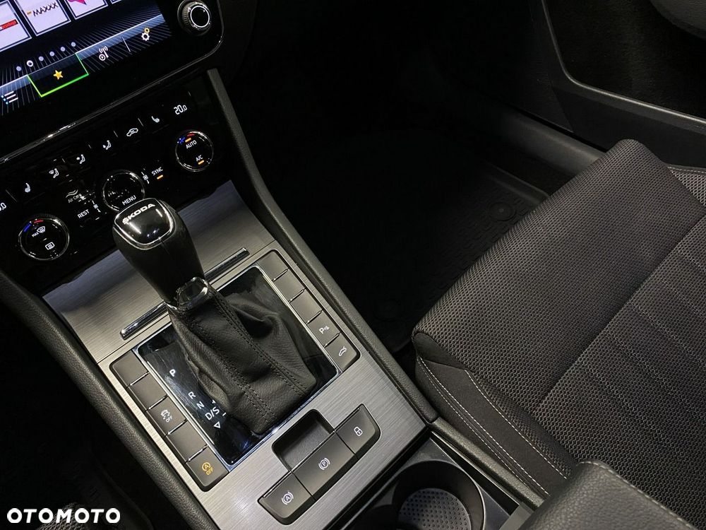 Skoda Superb - 25