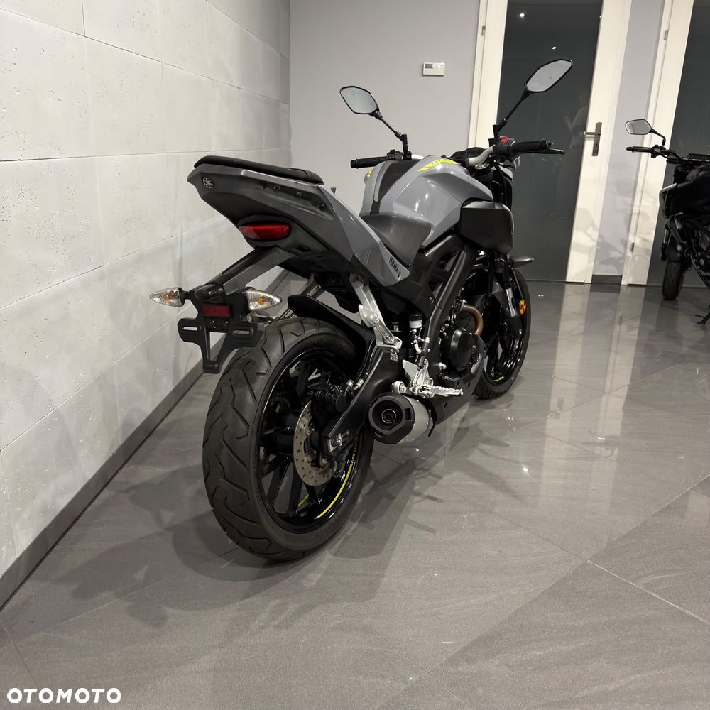 Yamaha MT - 4