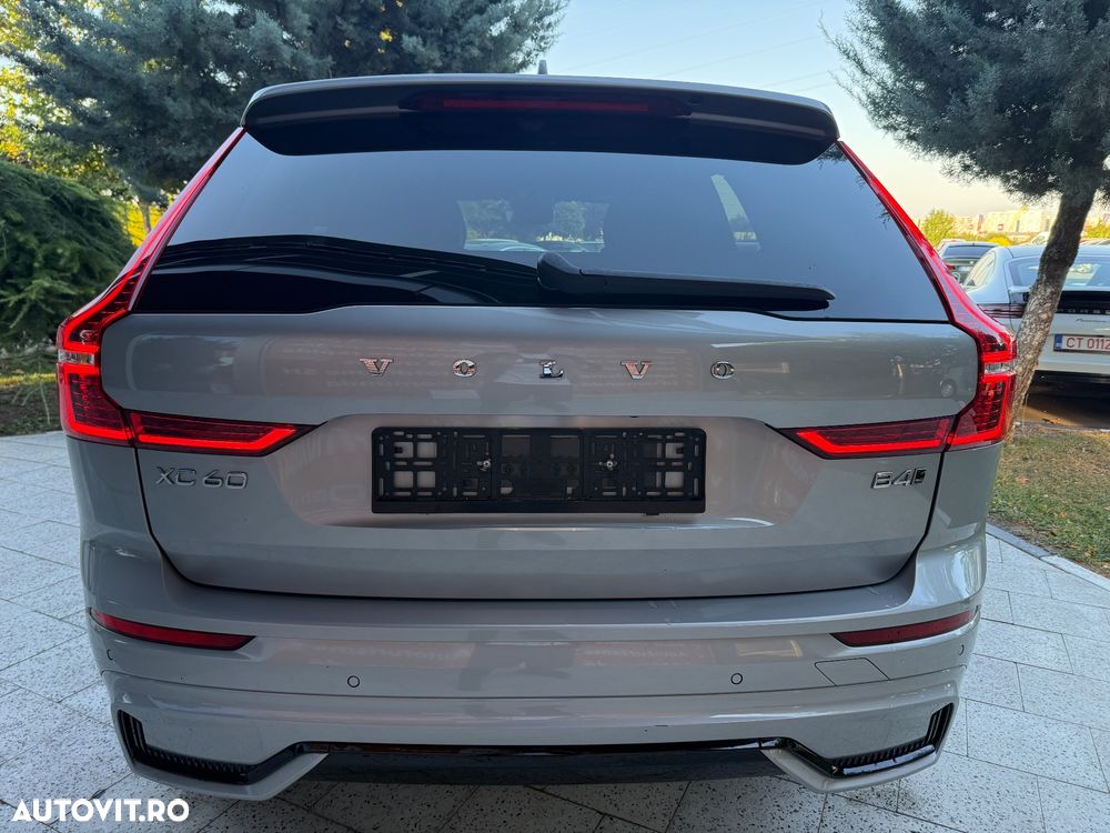 Volvo XC 60 B4 D AWD Geartronic RDesign - 28