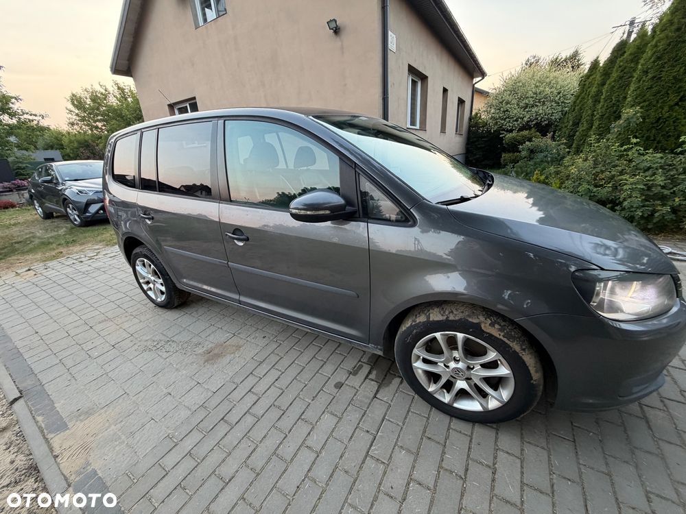 Volkswagen Touran 1.4 TSI EcoFuel DSG Comfortline - 4