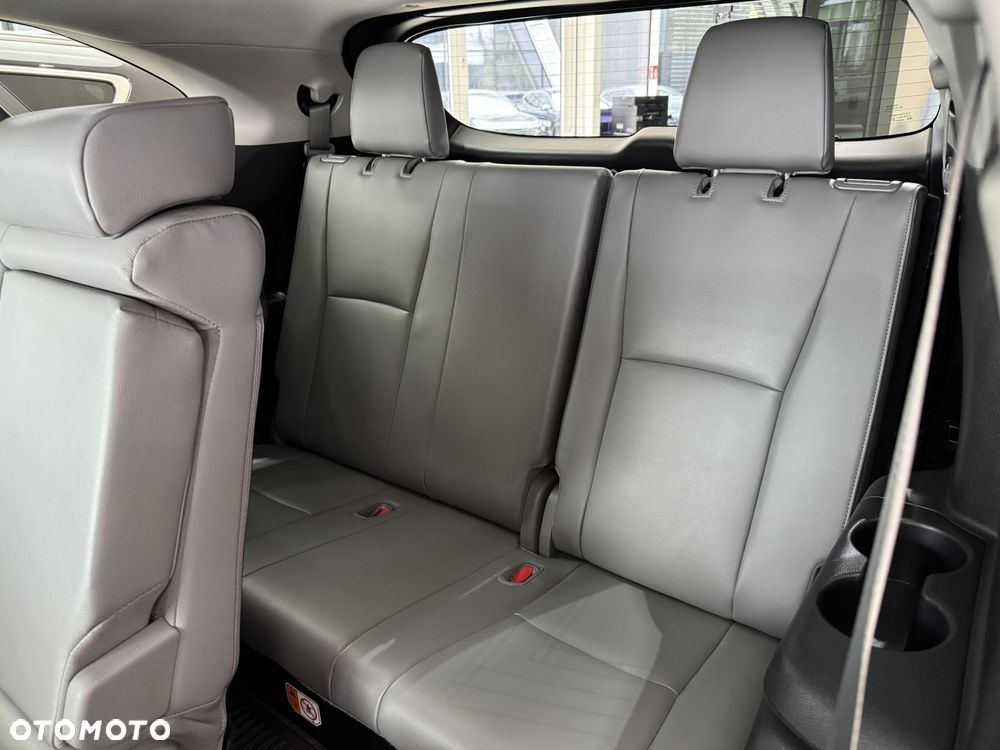 Toyota Highlander - 14
