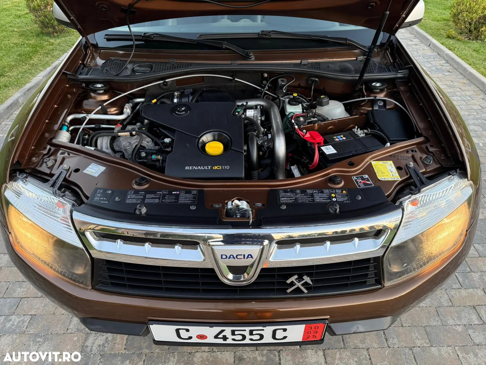 Dacia Duster 1.5 dCi 4x4 Laureate - 9