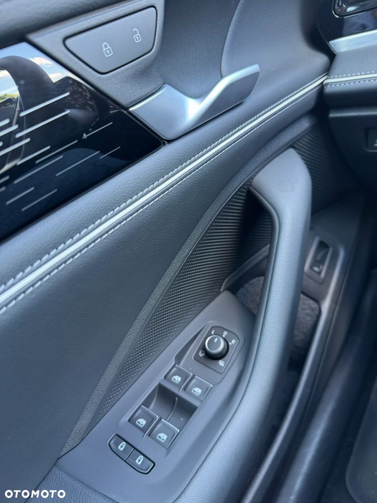 Volkswagen Passat - 21