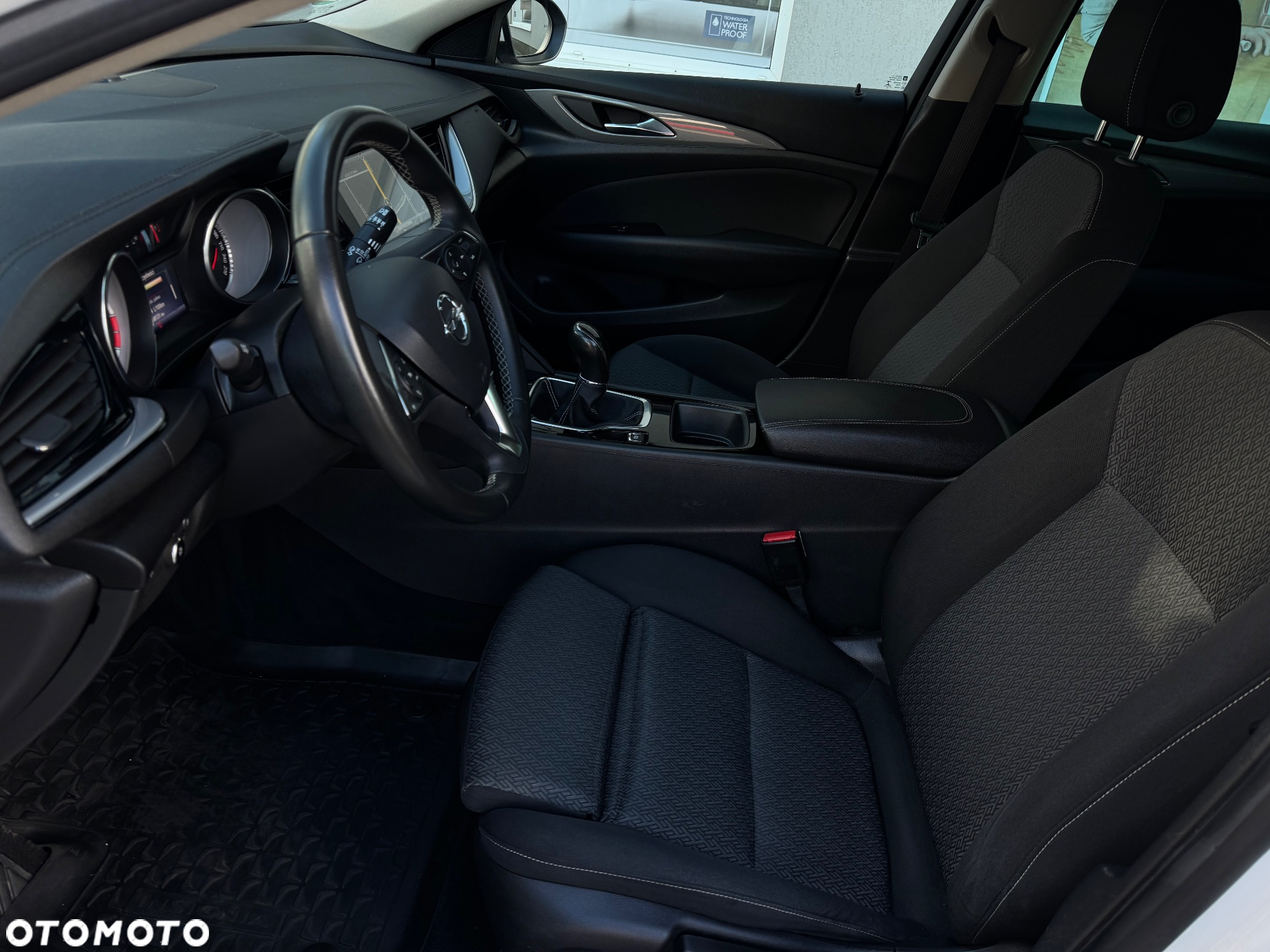 Opel Insignia 2.0 CDTI Exclusive S&S - 24