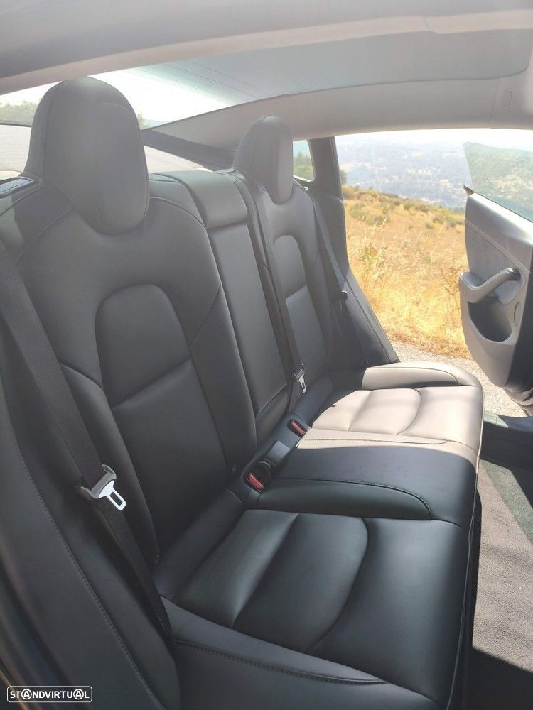 Tesla Model 3 Long Range RWD - 17