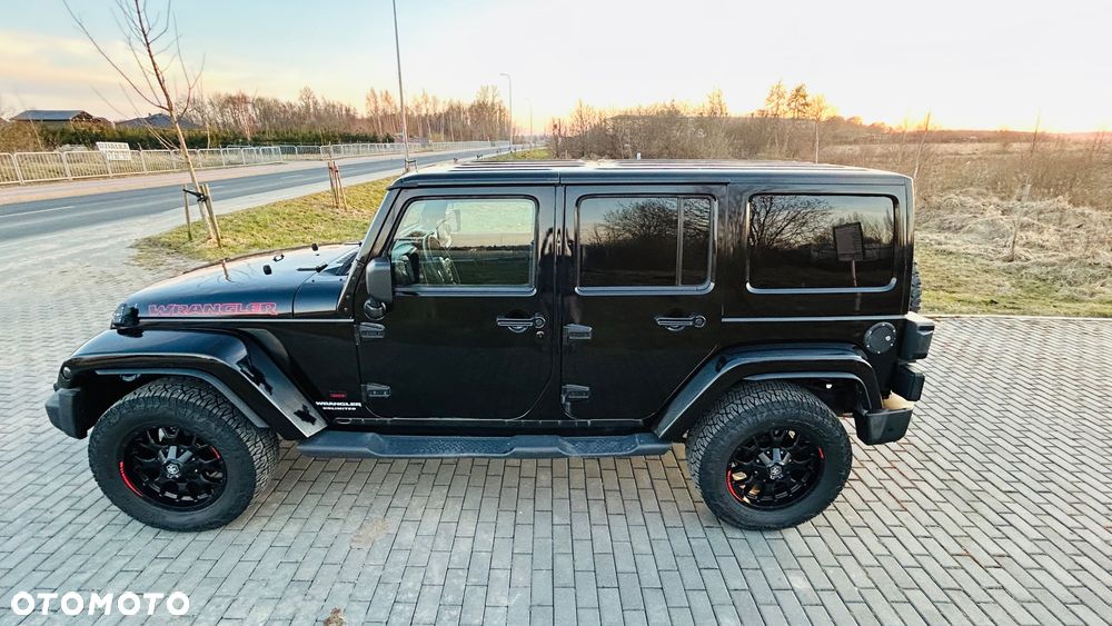Jeep Wrangler Unlimited 3.6 Automatik Sahara - 3