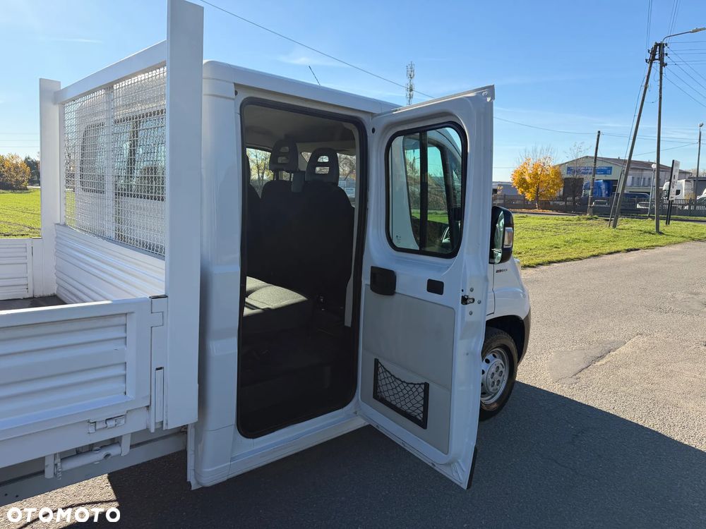Fiat Ducato * 2.3 / 130KM * DOKA / Brygadówka * Skrzyniowy * 7 Osób * - 37