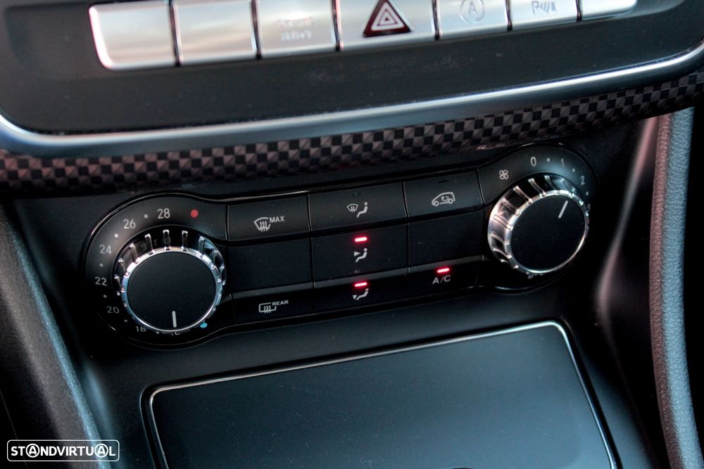 Mercedes-Benz A 200 d 7G-DCT Urban - 17