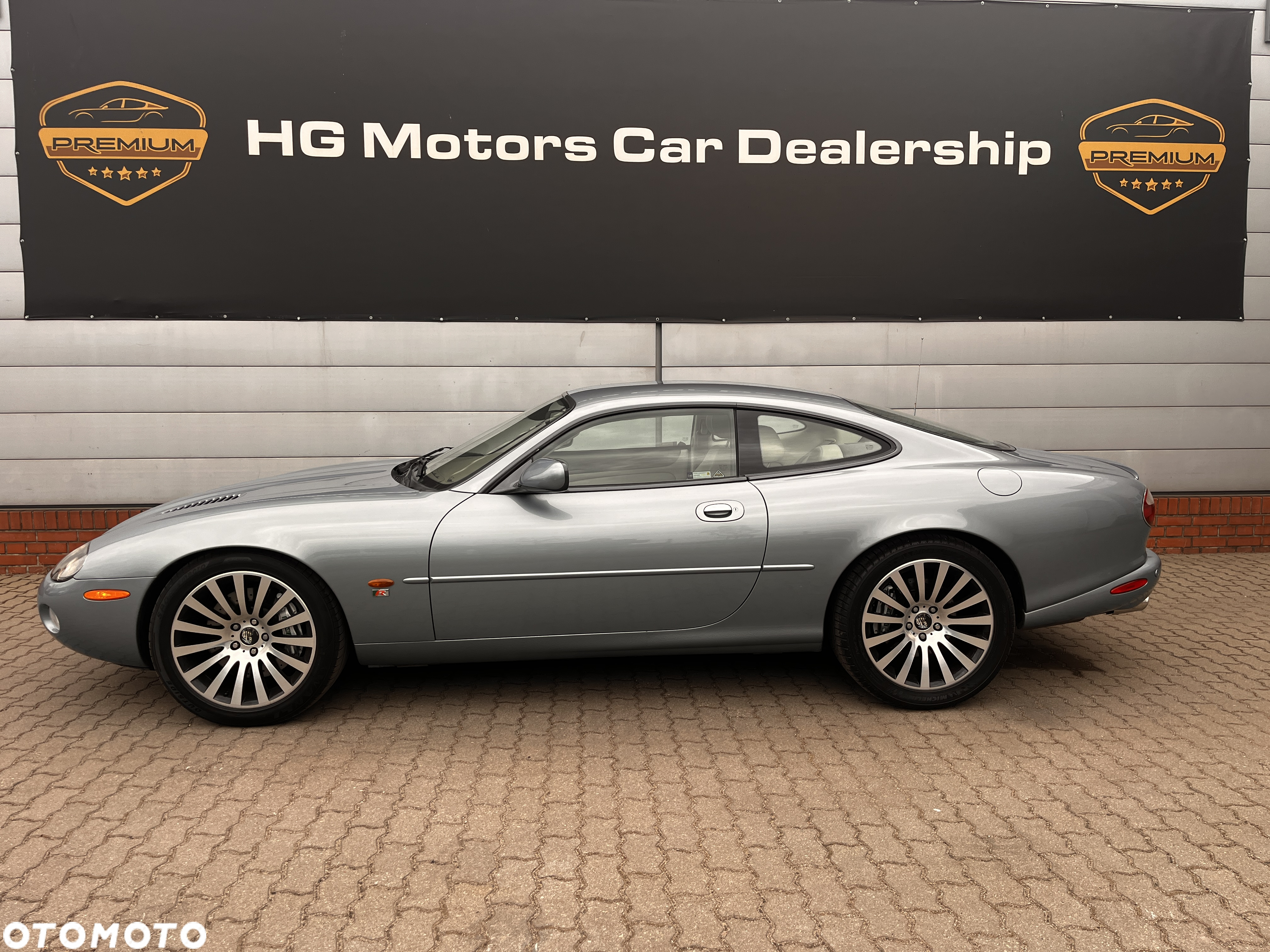 Jaguar XK XKR Coupe - 6