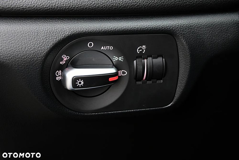 Audi Q3 1.4 TFSI Sport S tronic - 20