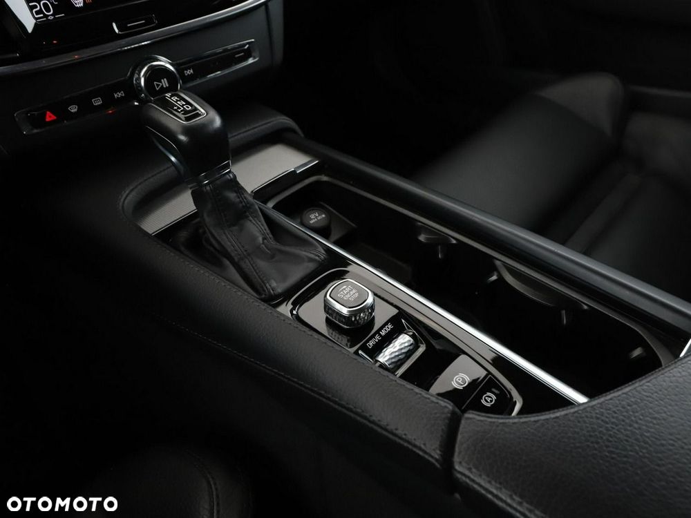 Volvo V90 Cross Country T5 AWD Pro - 30