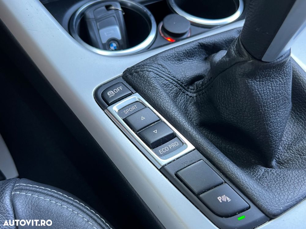 BMW X3 sDrive18d - 16
