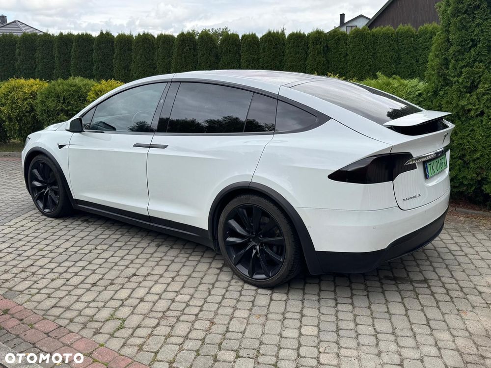 Tesla Model X Long Range Plus - 4