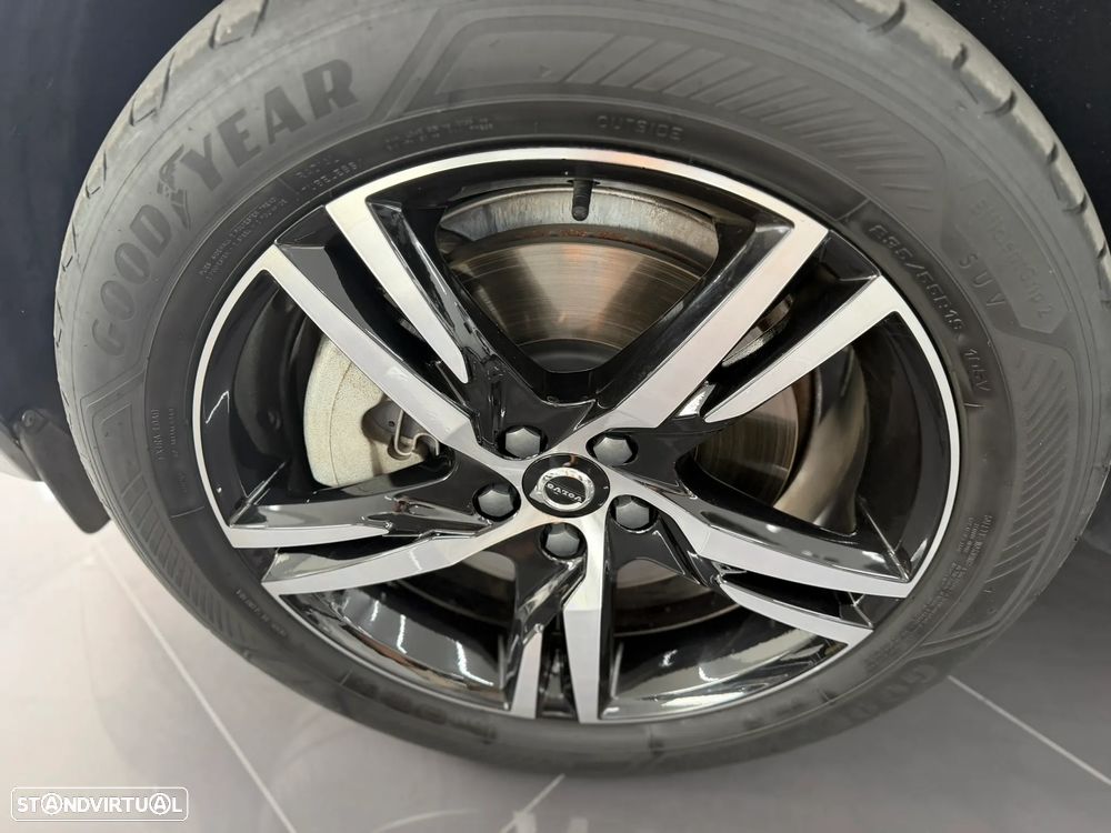 Volvo XC 60 2.0 T6 PHEV R-Design Expression AWD - 9