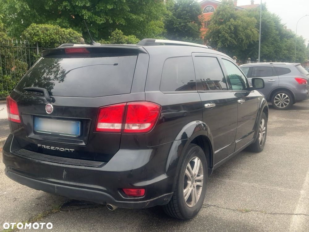 Fiat Freemont 2.0 Multijet Lounge AWD - 3