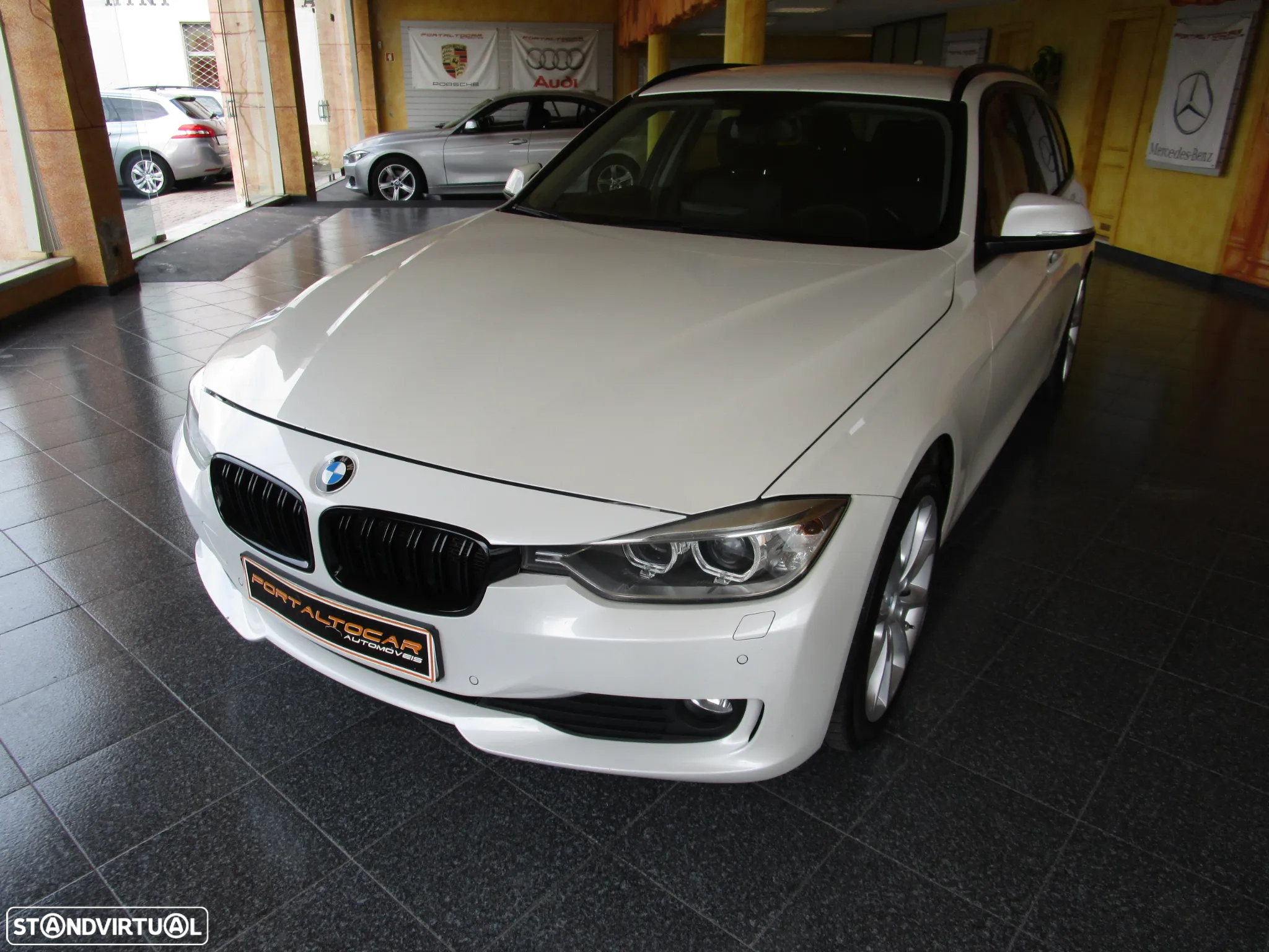 BMW 320 d Touring Aut. Sport Line - 12