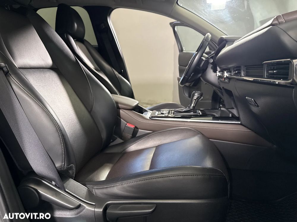 Mazda CX-30 - 12