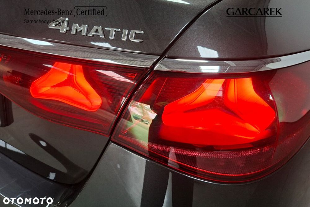 Mercedes-Benz Klasa E - 14