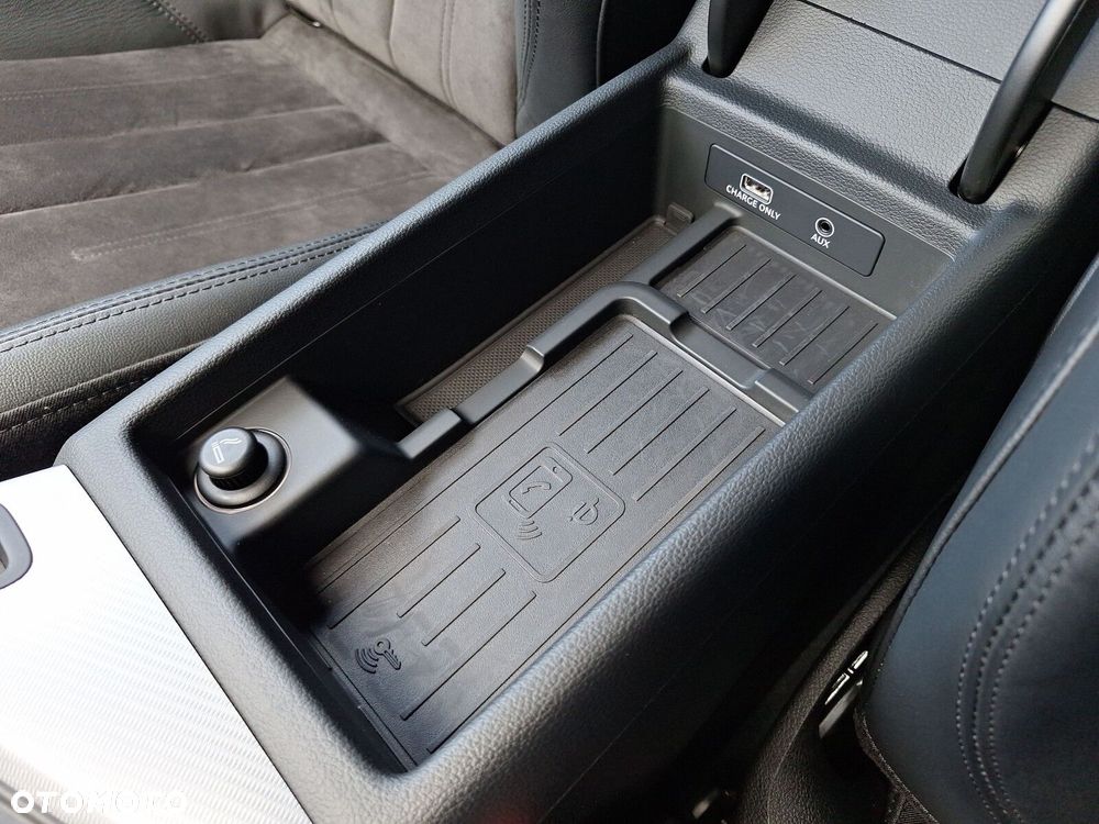 Audi A4 Limousine - 31