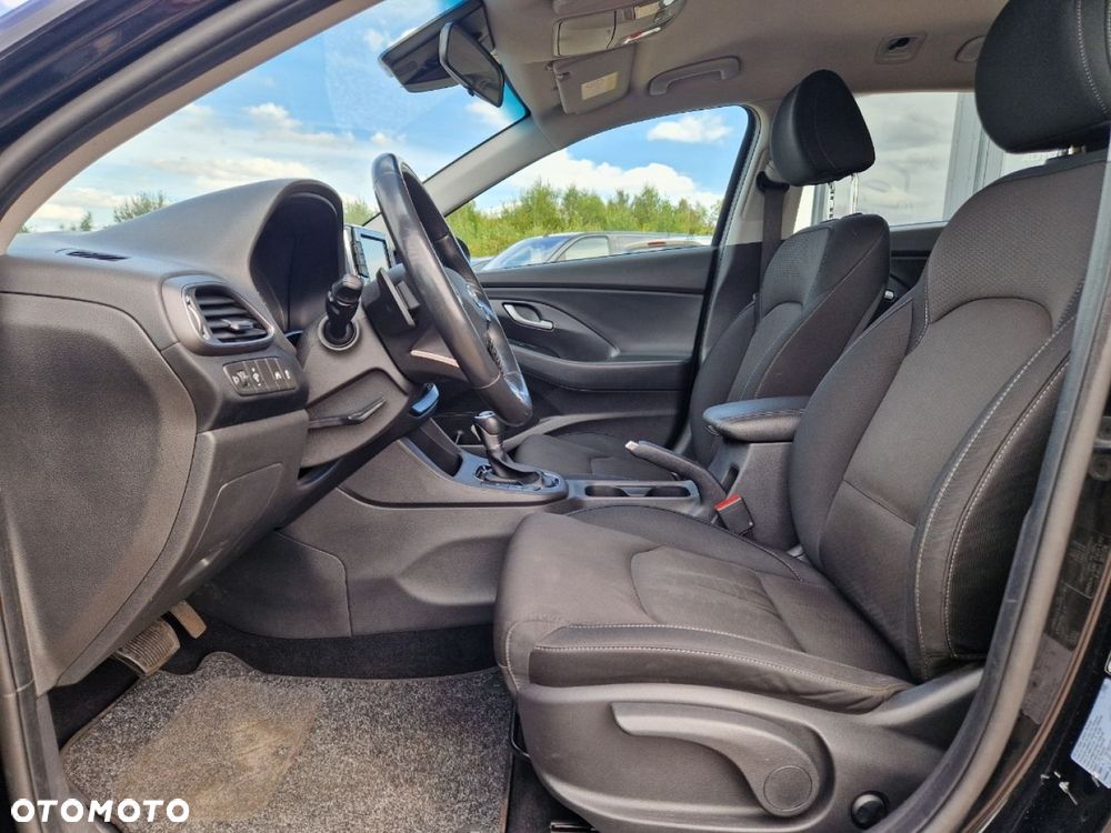 Hyundai i30 i30cw 1.6 CRDi Automatik Style - 5