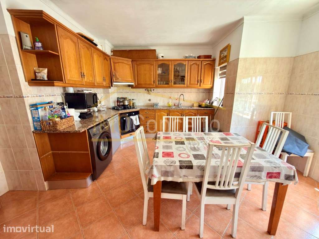 Apartamento T3 com Garagem Box | Nossa Senhora de Fátima - Entronca... - Grande imagem: 4/25