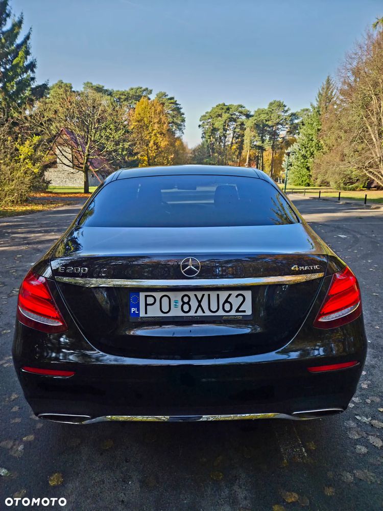 Mercedes-Benz Klasa E 200 4-Matic 9G-TRONIC - 9