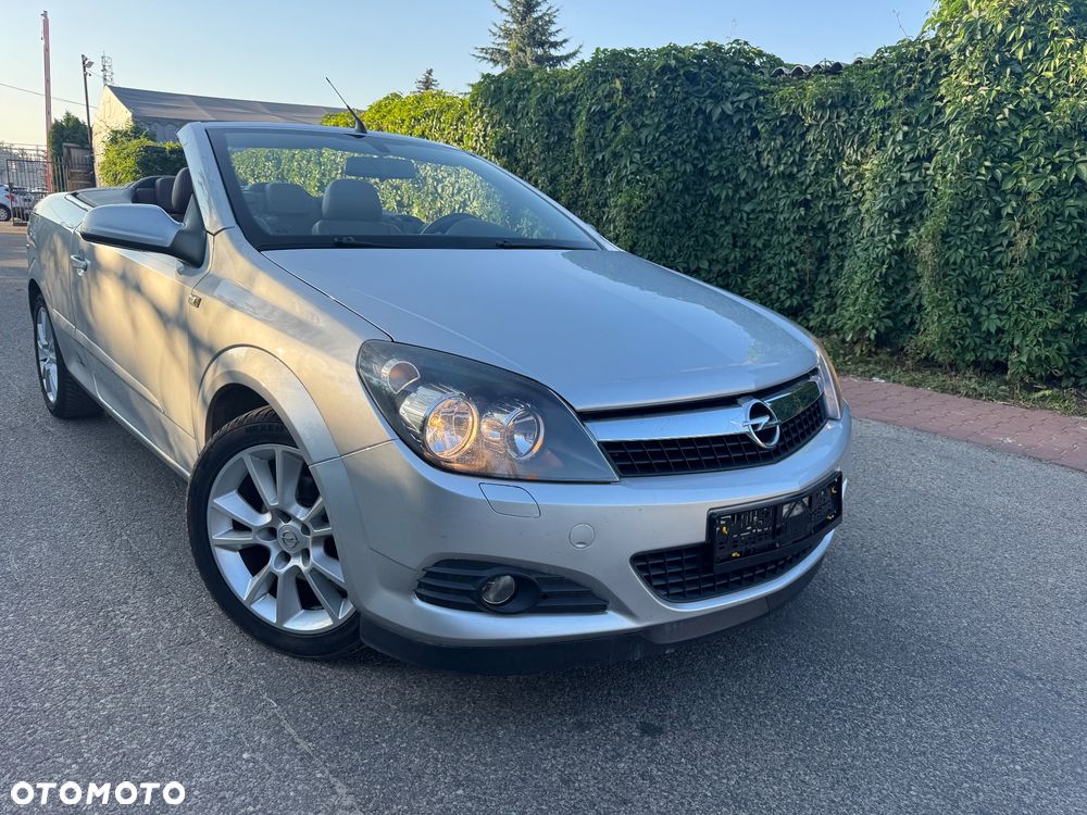 Opel Astra 1.8 Innovation 110 Jahre - 3