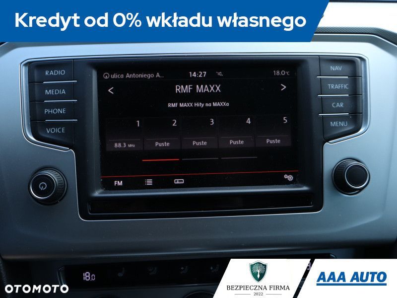 Volkswagen Passat - 14