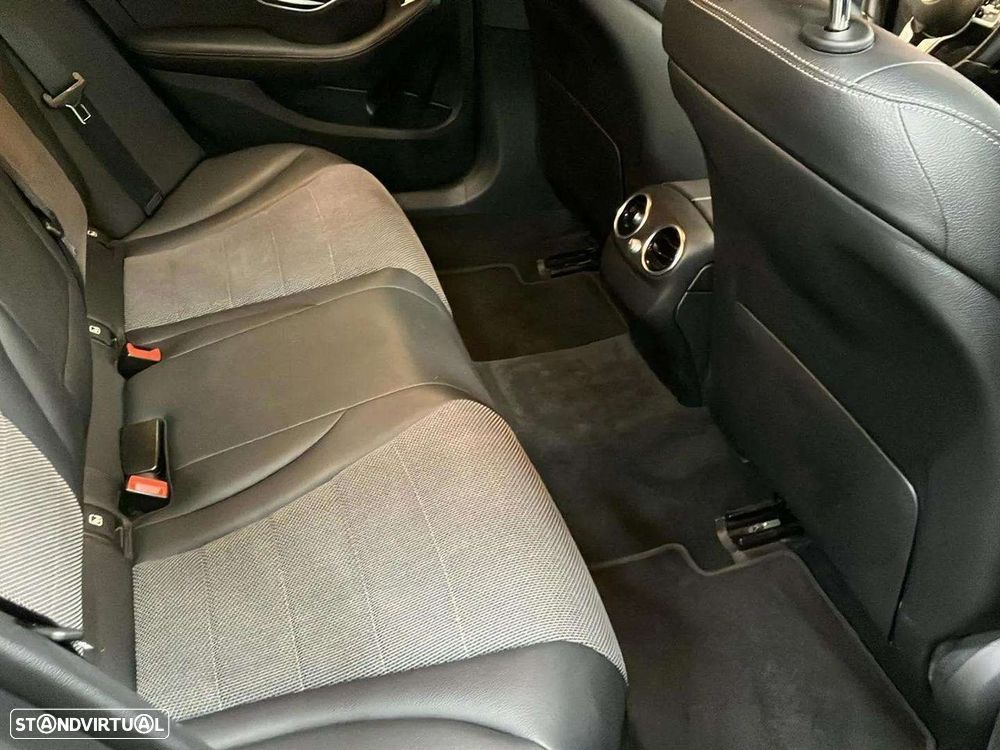 Mercedes-Benz C 300 de Avantgarde - 18