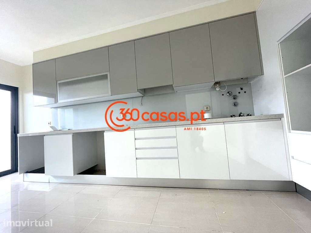 Apartamento T2 Novo com garagem e arrecadação em Faro - Grande imagem: 4/22