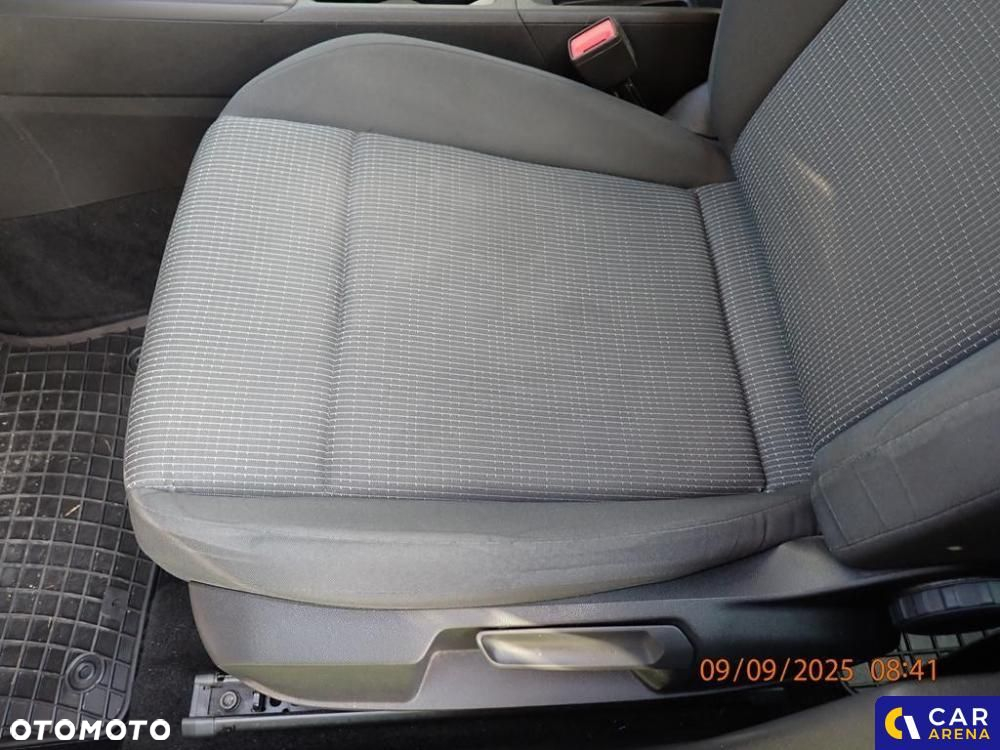 Volkswagen Golf - 16