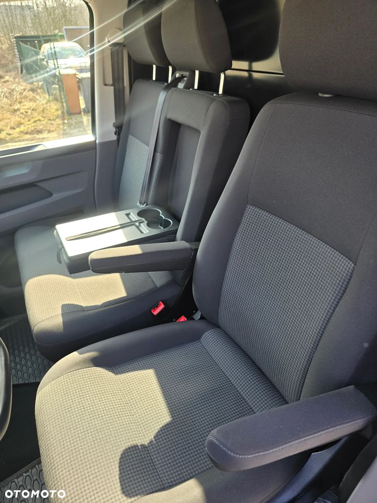 Volkswagen Transporter T6.1 - 36
