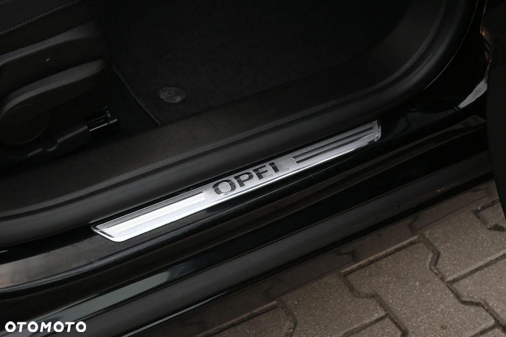 Opel Insignia 2.0 ECOTEC DI Turbo ecoFLEX Business Innovation - 29