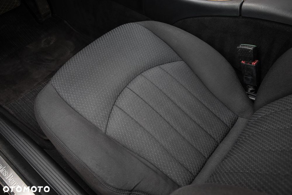 Mercedes-Benz Klasa E 220 CDI Automatik Elegance - 21