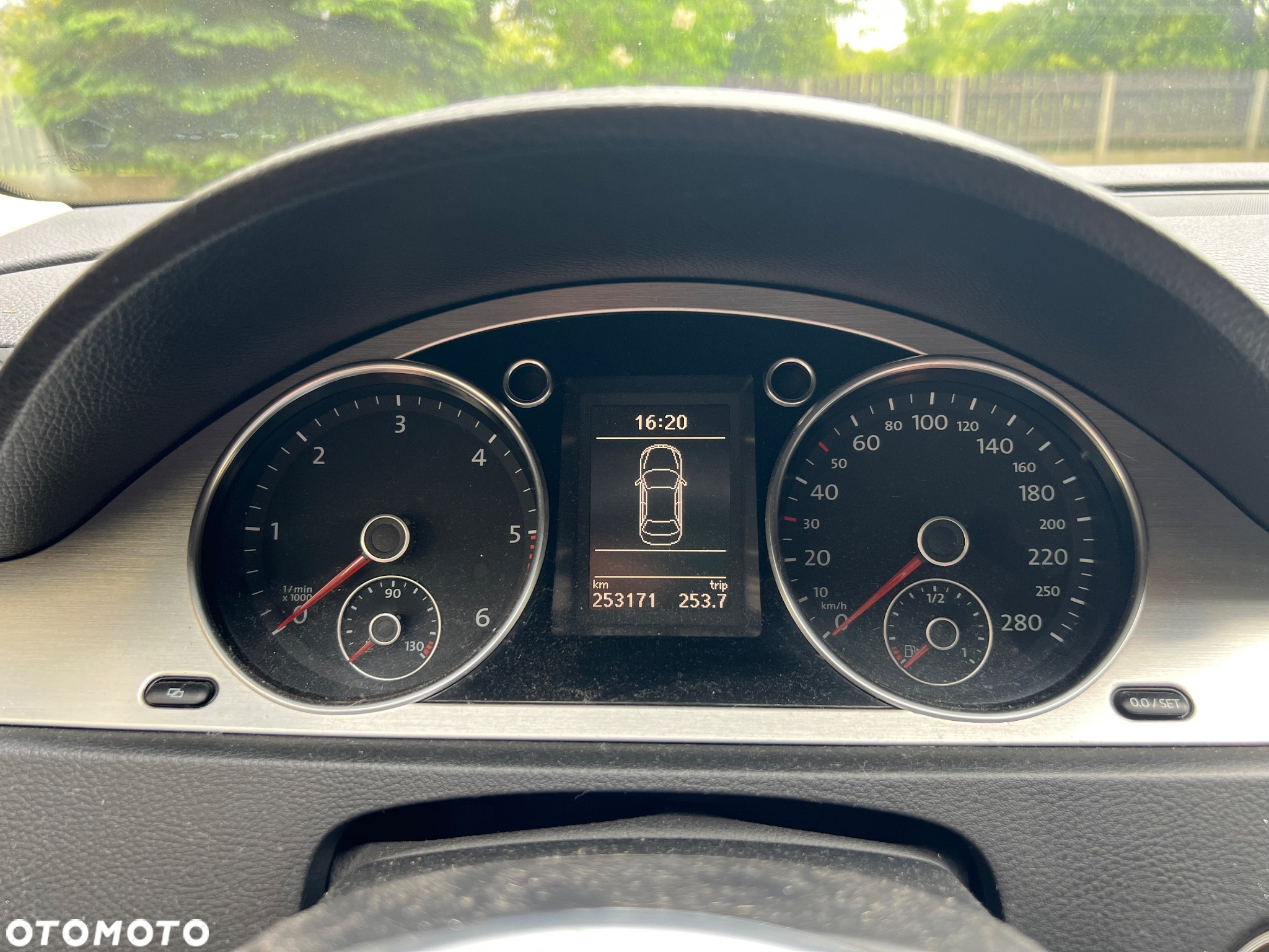 Volkswagen Passat CC - 22